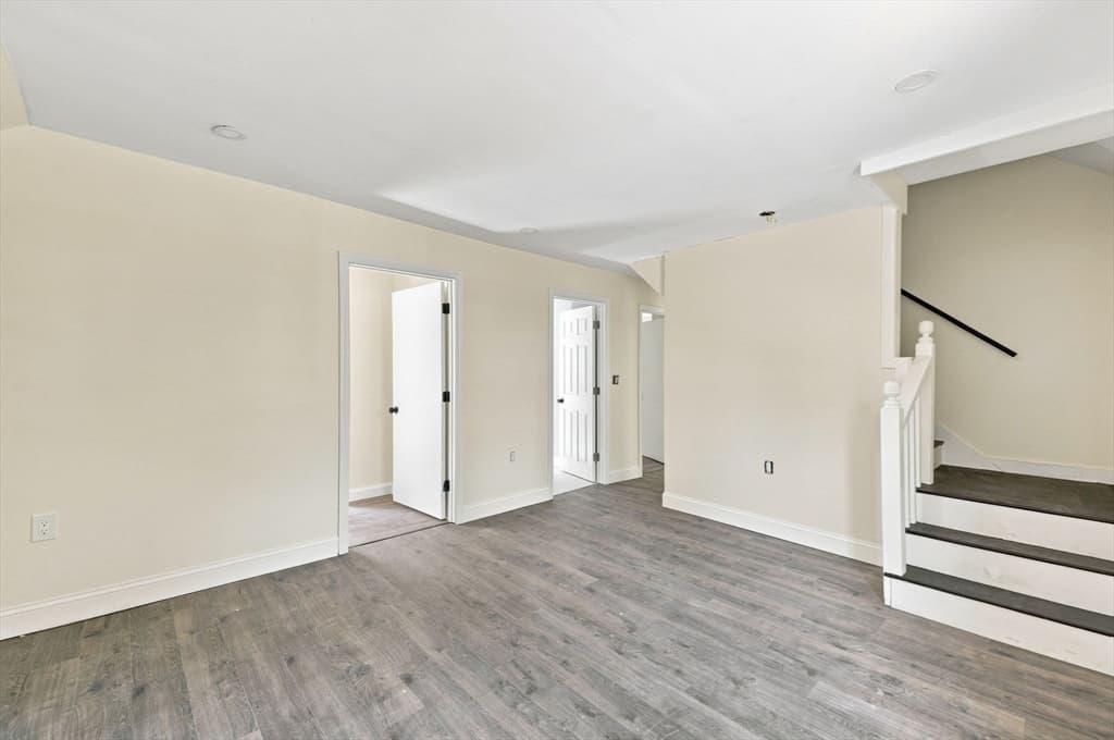 169 Quinapoxet St, Holden MA 01522 photo 26