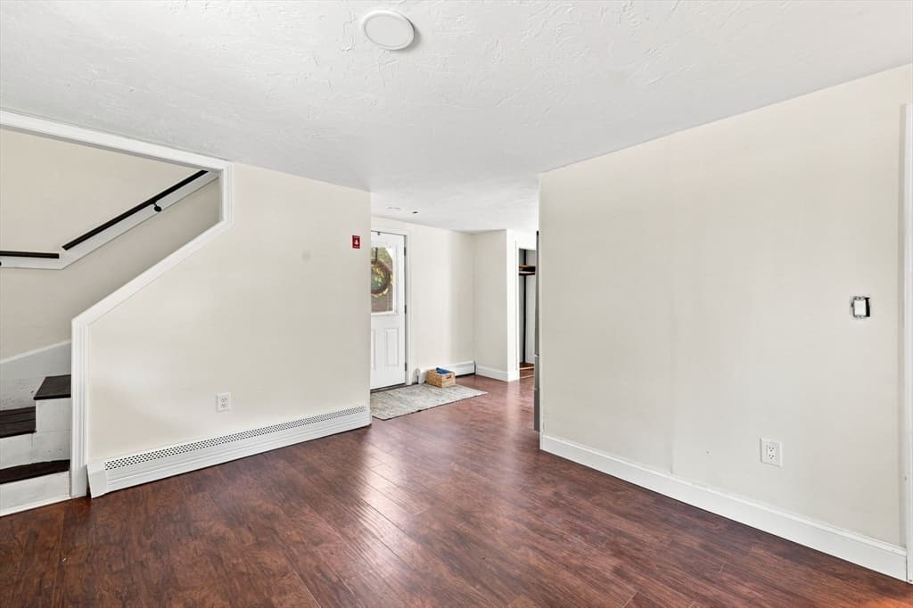 169 Quinapoxet St, Holden MA 01522 photo 8