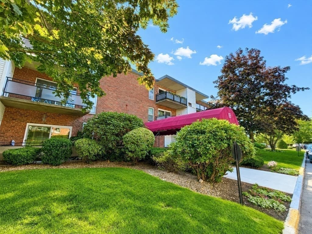 55 Broadlawn Park # 16B, Boston MA 02467 photo 32