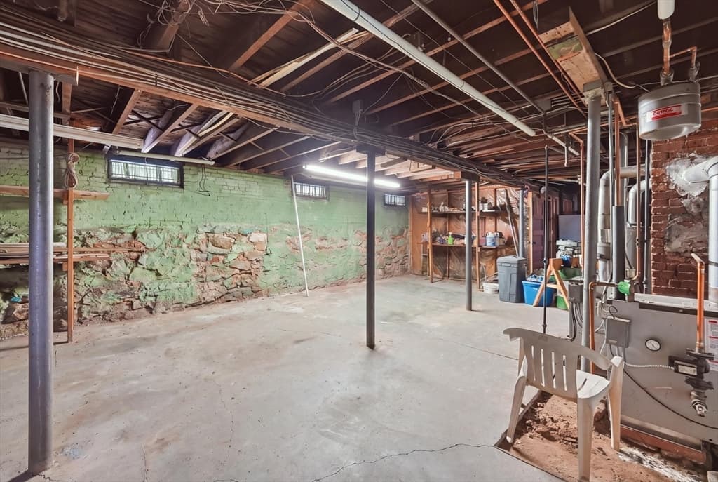 16 Dartmouth St, Worcester MA 01604 photo 23