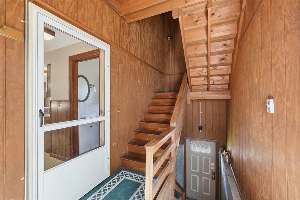16 Dartmouth St, Worcester MA 01604 photo 22