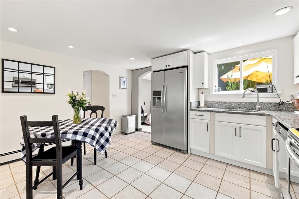 589 South St, Wrentham MA 02093 photo 7