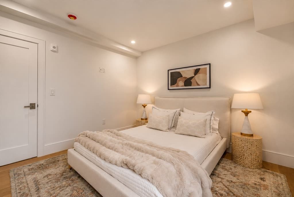 185 E Street # 3, Boston MA 02127 photo 29