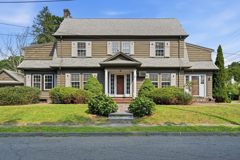7 Fales Rd, Dedham MA 02026