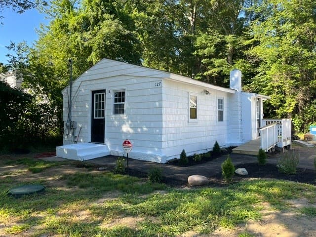127 Taunton Ave, Norton MA 02766