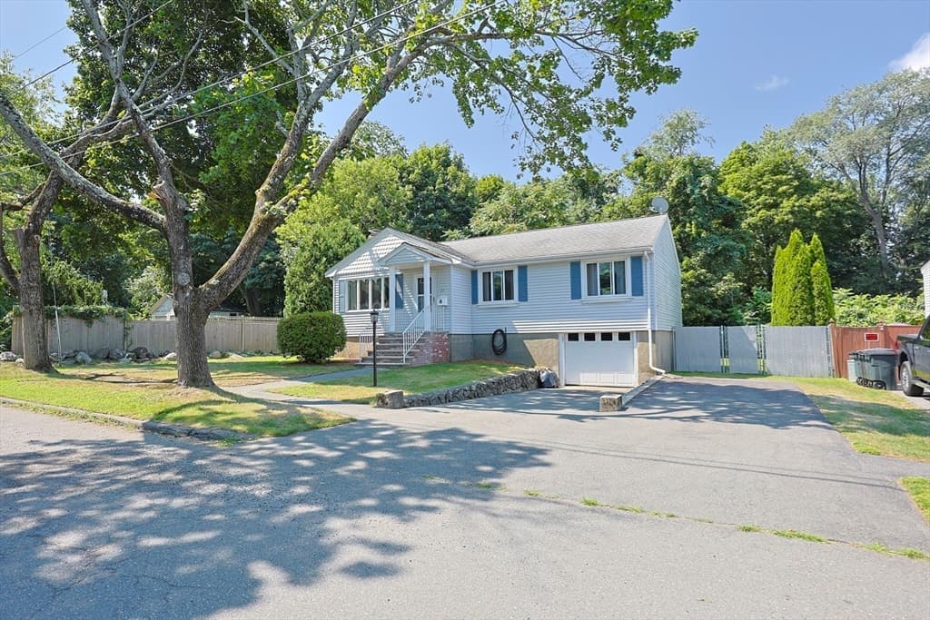 37 Cliftondale, Saugus MA 01906 photo 25