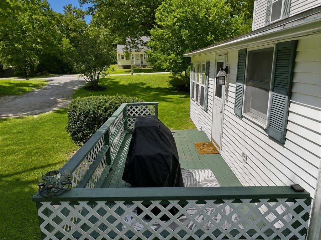 Single Family Residence at 18 Fiske Hill Rd, Sturbridge MA 01566, Sturbridge, photo 33 of 42