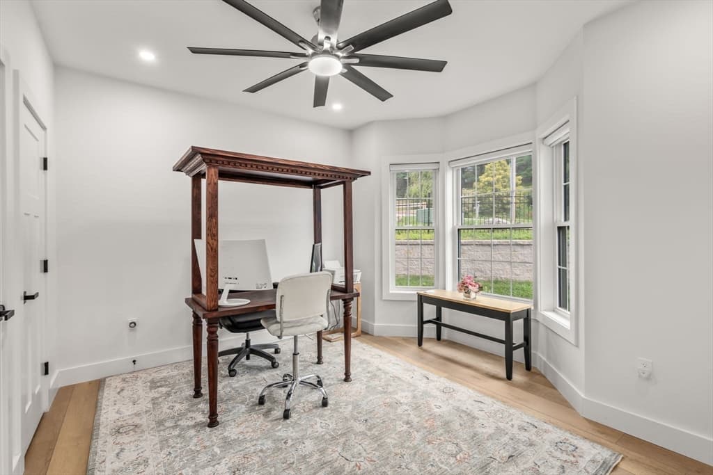9 Flanagan Dr, Shrewsbury MA 01545 photo 17