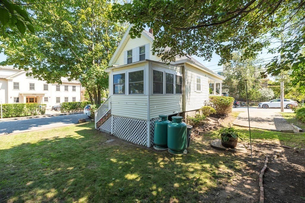 40 Broadway, Rockport MA 01966 photo 27