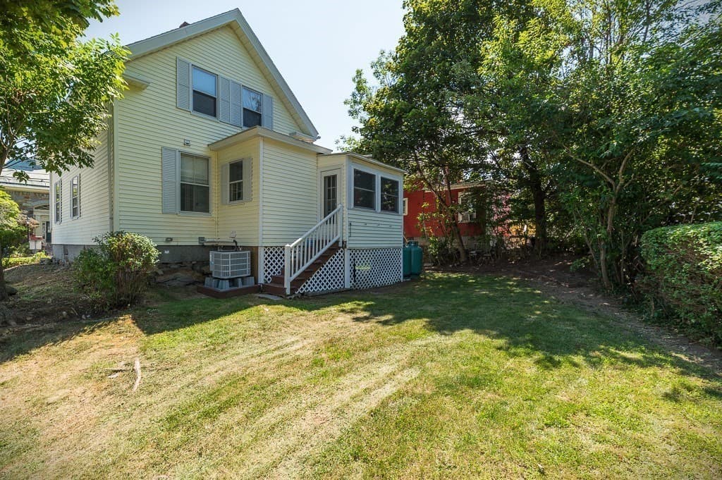 40 Broadway, Rockport MA 01966 photo 3