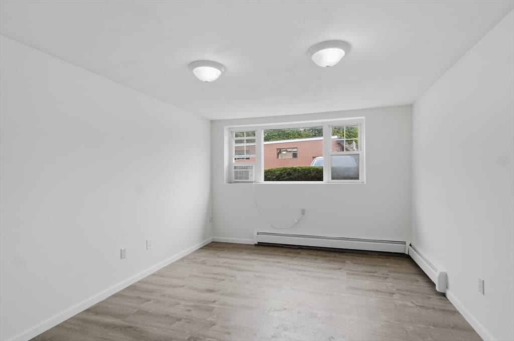Condominium at 924 Main Street # 12, Woburn MA 01801, Woburn, photo 16 of 26