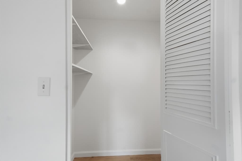 Condominium at 924 Main Street # 12, Woburn MA 01801, Woburn, photo 18 of 26