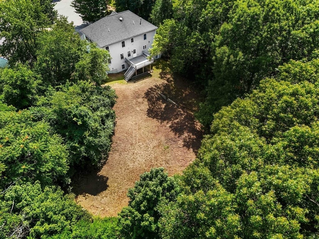29 Delucia Way, North Andover MA 01845 photo 7