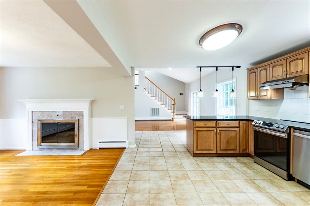 88 Forrest Rd, Westford MA 01886 photo 8