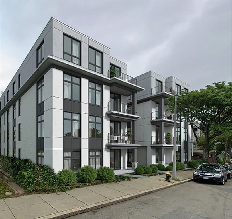 4301 Washington St, Boston MA 02131
