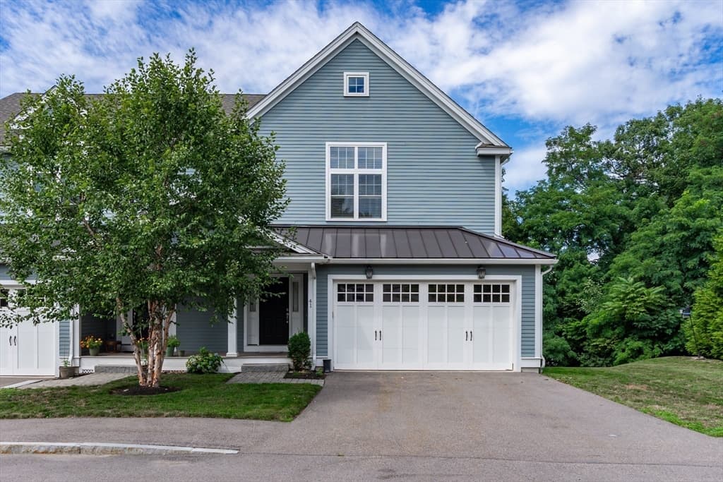41 Clarks Hill Circle # 41, Framingham MA 01702