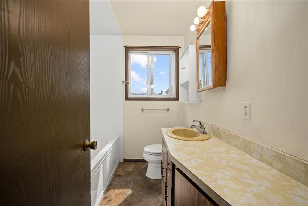 80 Meadow Road, Spencer MA 01562 photo 17
