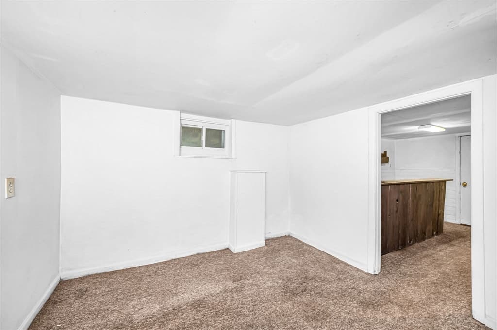 180 Lake Dr, Springfield MA 01151 photo 26