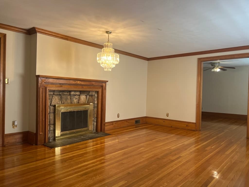 7 W Hill Ter, Worcester MA 01609 photo 4