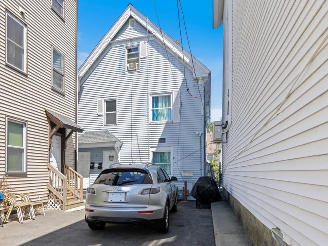 11-13 Center St, Methuen MA 01844