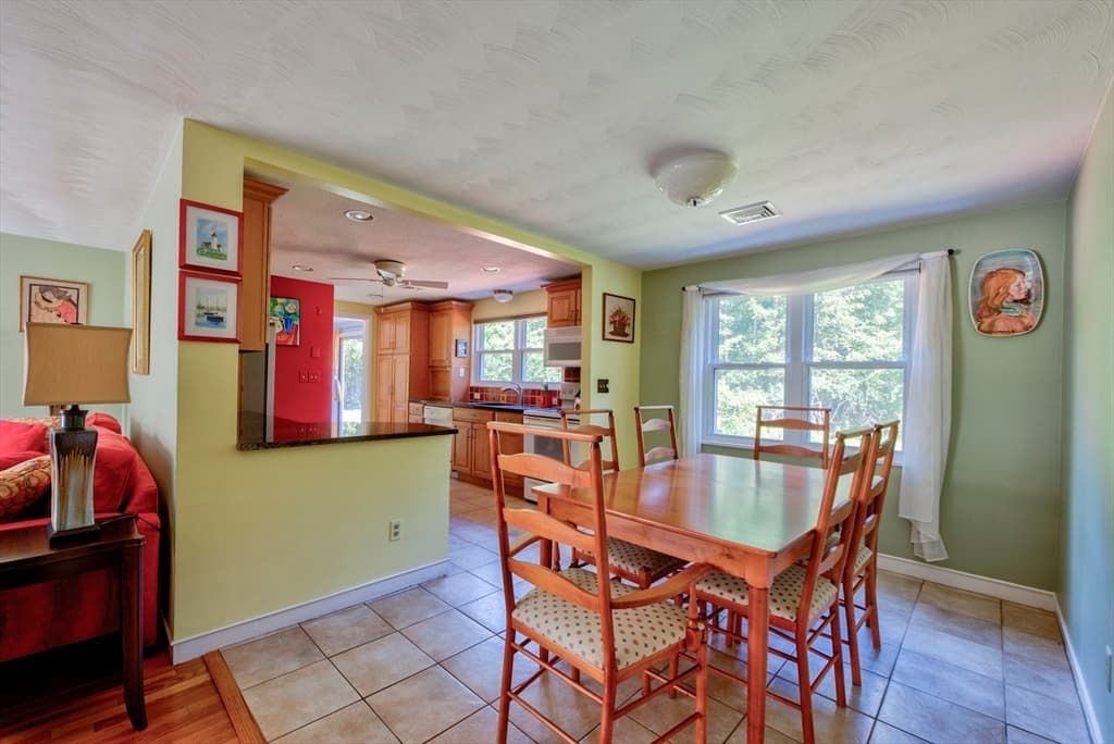 27 Deerfield Road, Sharon MA 02067 photo 5