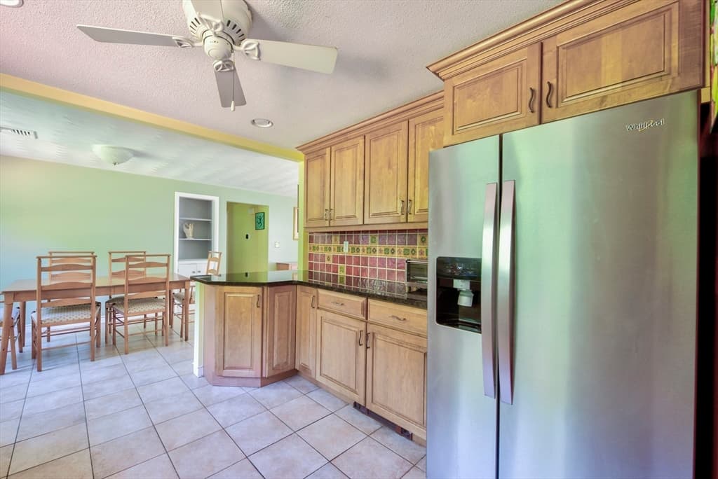 27 Deerfield Road, Sharon MA 02067 photo 4