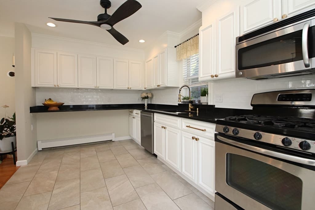 27 Overlea Avenue, Saugus MA 01906 photo 8