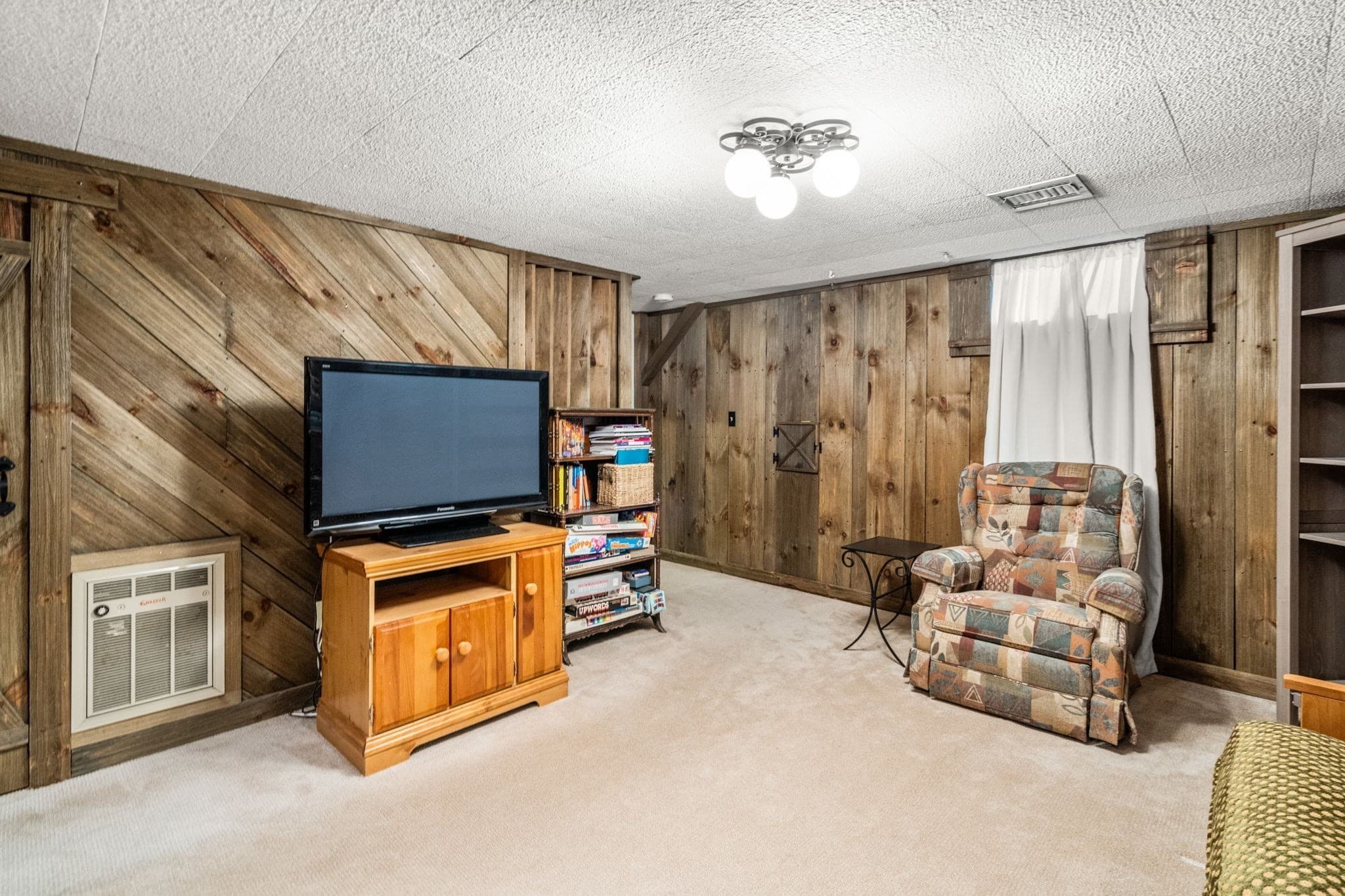 Condominium at 45 Granby Heights # 45, Granby MA 01033, Granby, photo 19 of 25