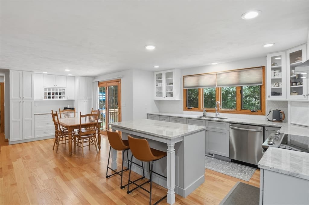 19 Jencks Road, Milford MA 01757 photo 6