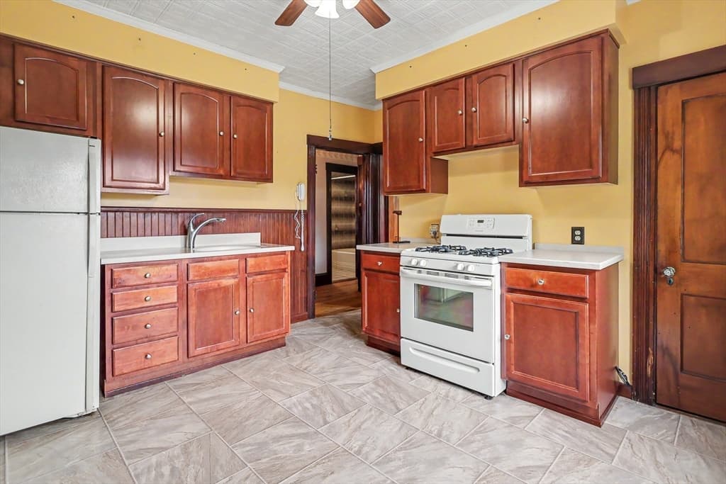 226 Rosemont, Haverhill MA 01832 photo 12