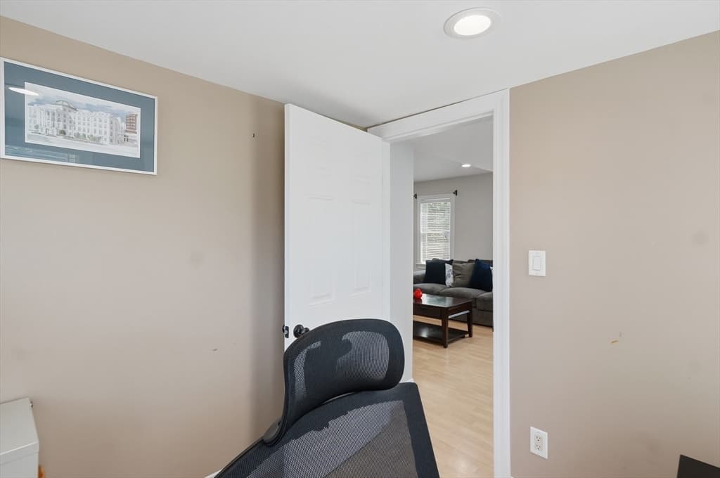 112 Stoughton St, Quincy MA 02169 photo 16