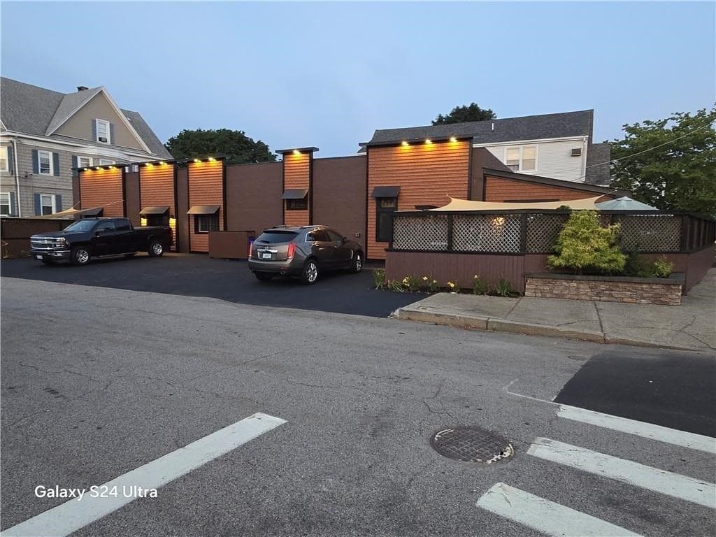 609 Armistice, Pawtucket RI 02861