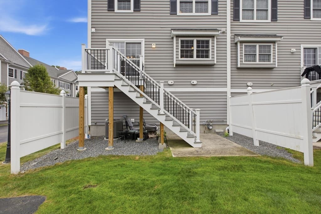 1975 Middlesex St # 19, Lowell MA 01851 photo 34