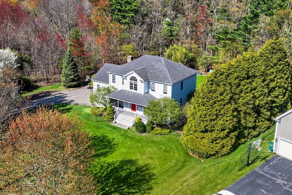 Single Family Residence at 4 Kybren Cir, Mansfield MA 02048, Mansfield, photo 2 of 42