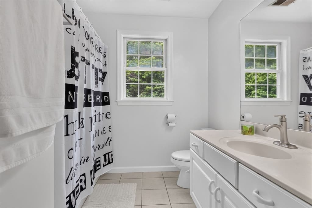 Single Family Residence at 4 Kybren Cir, Mansfield MA 02048, Mansfield, photo 22 of 42