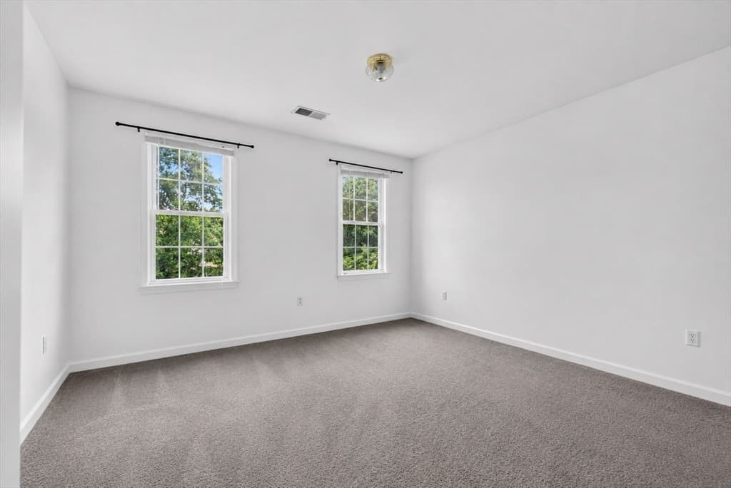Single Family Residence at 4 Kybren Cir, Mansfield MA 02048, Mansfield, photo 20 of 42