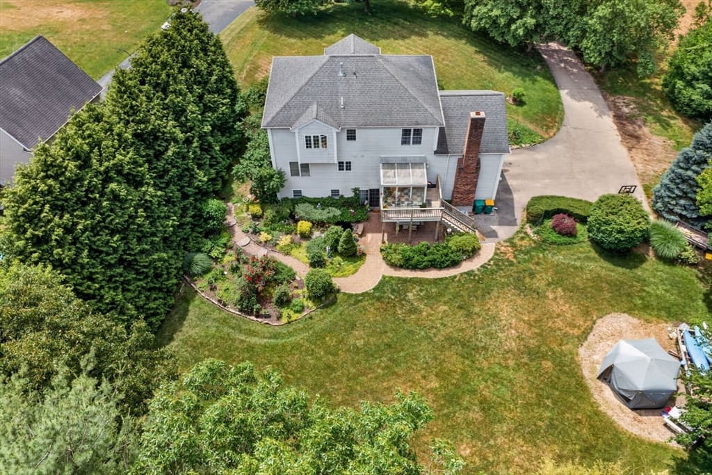 Single Family Residence at 4 Kybren Cir, Mansfield MA 02048, Mansfield, photo 39 of 42