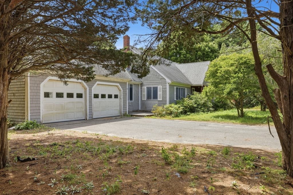 11 Rogia Rd, Yarmouth MA 02673 photo 3