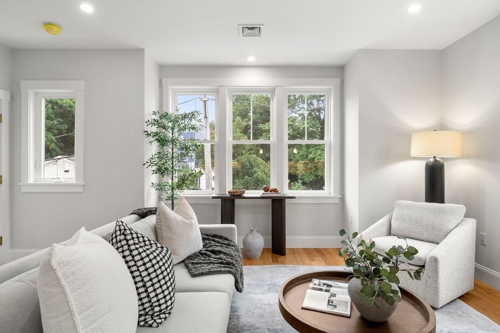 9 Downer Ct # 4, Boston MA 02122 photo 6