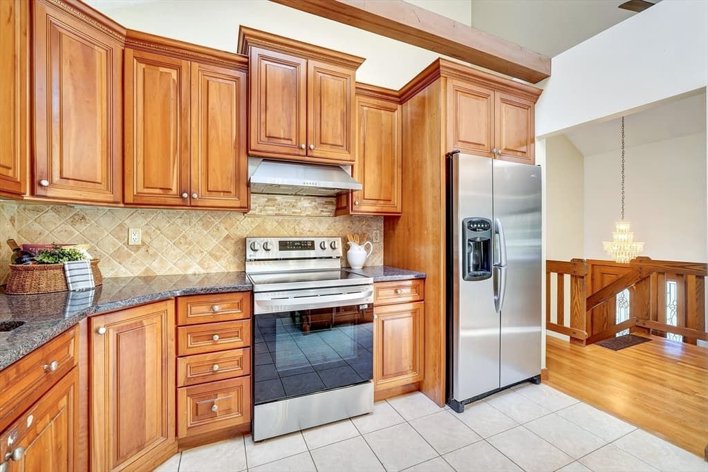 3 Macone Cir, Stoneham MA 02180 photo 13