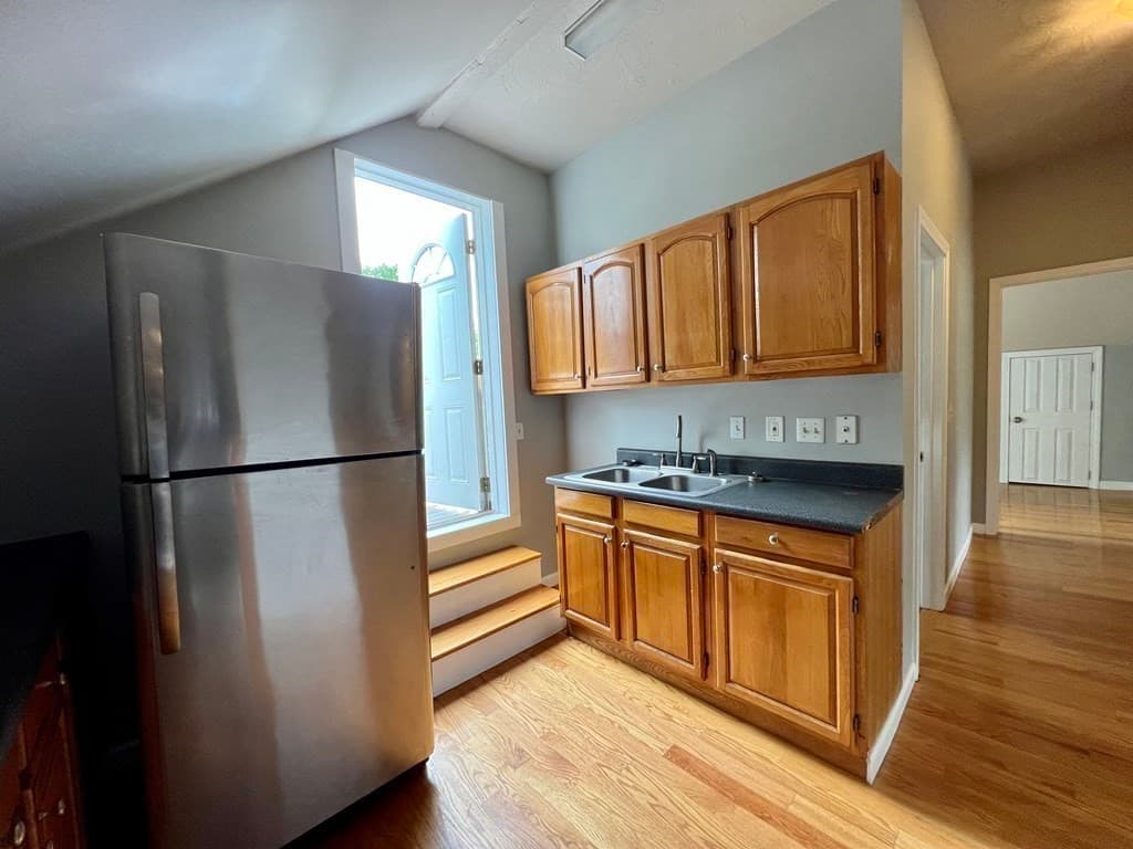617 Main St, Leominster MA 01453 photo 10
