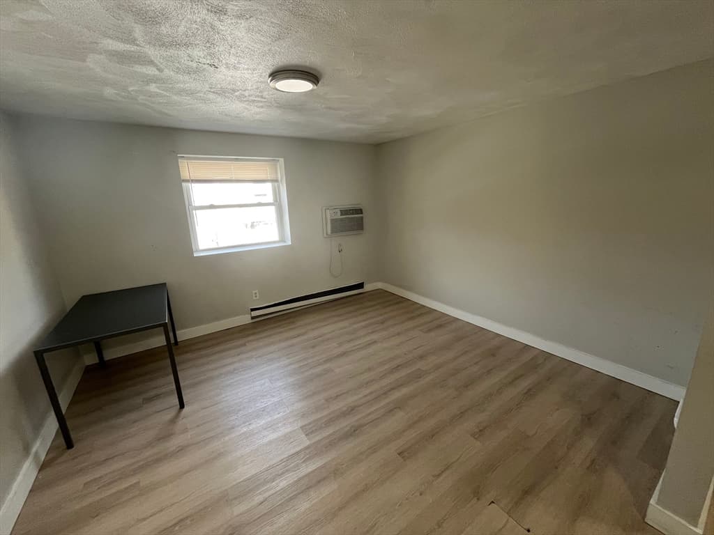 5+ Family - 5+ Units Up/Down at 20 Hy-Sil Ave, Chelsea MA 02150, Chelsea, photo 22 of 23
