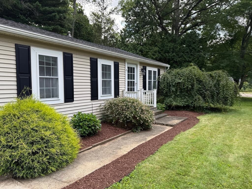 Single Family Residence at 8 Warren Road, Auburn MA 01501, Auburn, photo 19 of 25