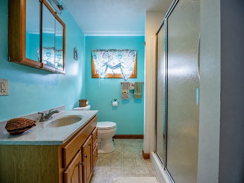 27 Clems Way, Acushnet MA 02743 photo 9