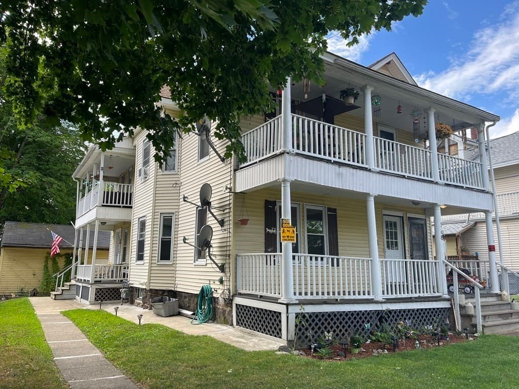 108-110 Conway St, Greenfield MA 01301