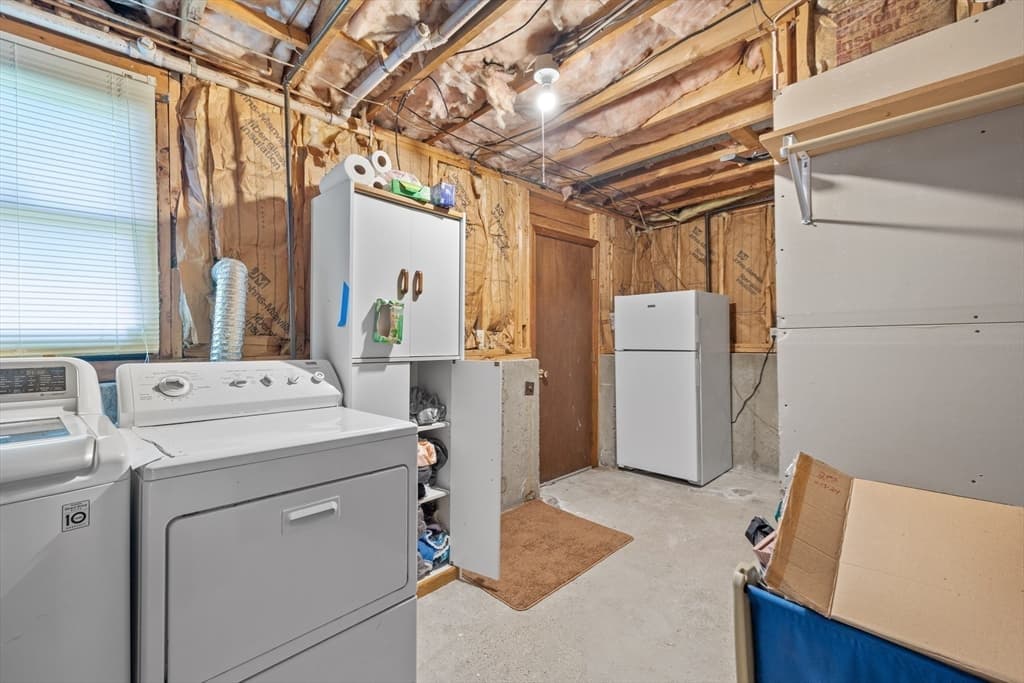 129 Forest St, Franklin MA 02038 photo 17