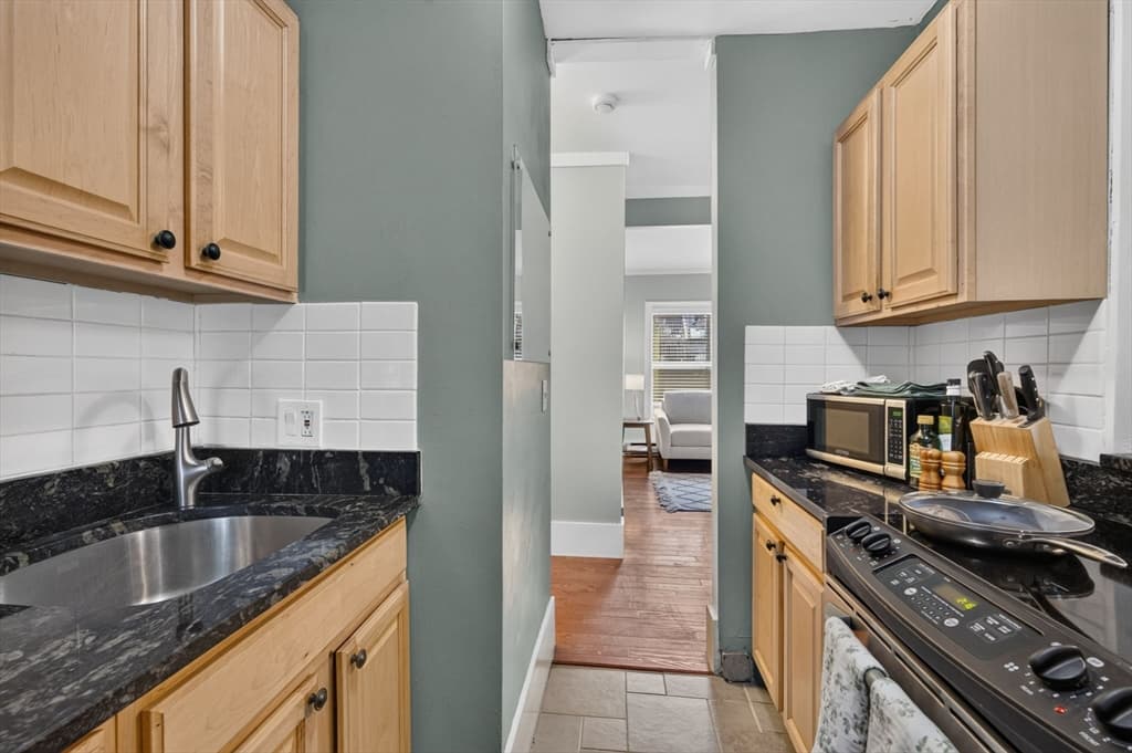 65 Howard St # 2, Cambridge MA 02139 photo 11
