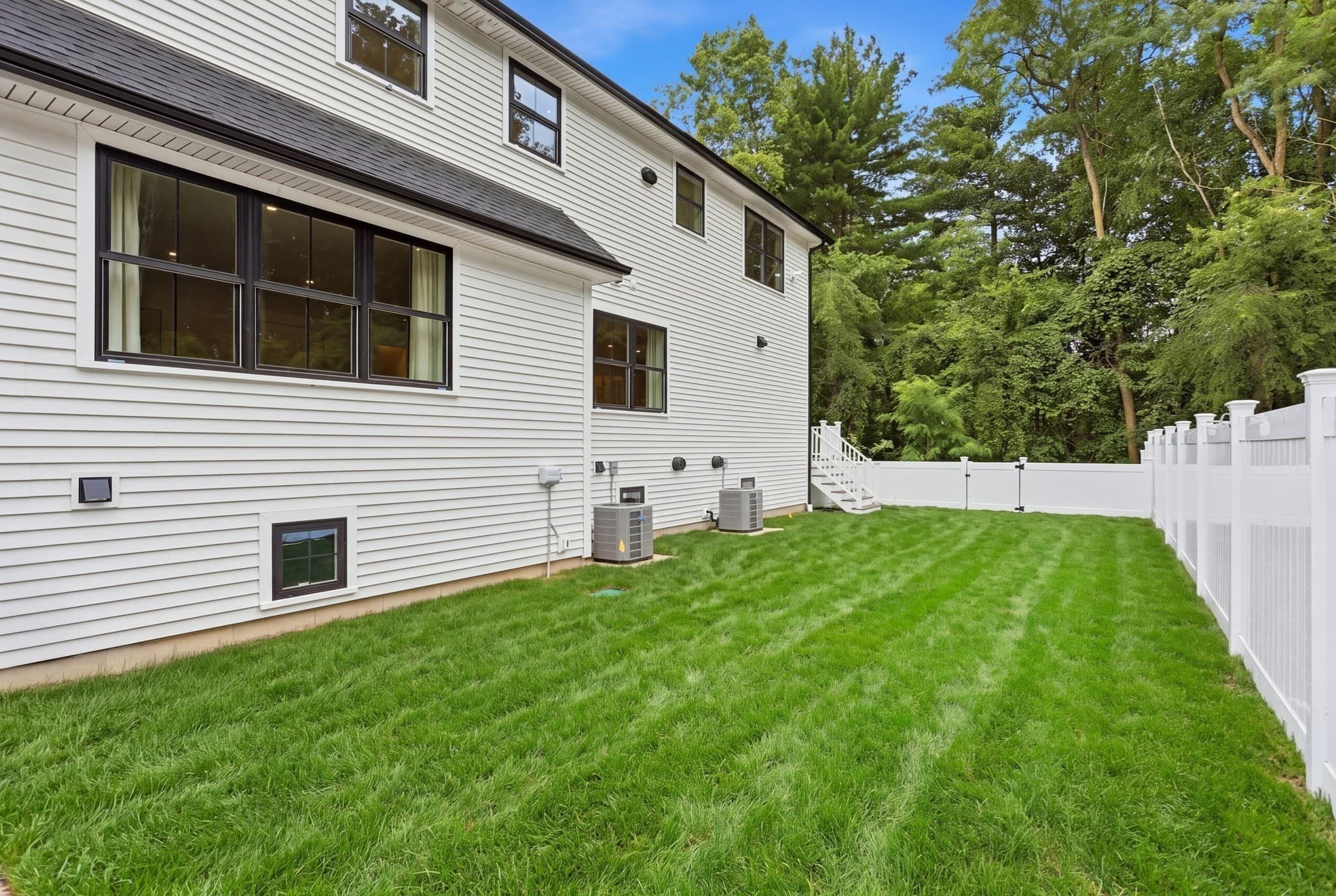 Single Family Residence at 158 Lake St, Wilmington MA 01887, Wilmington, photo 31 of 32