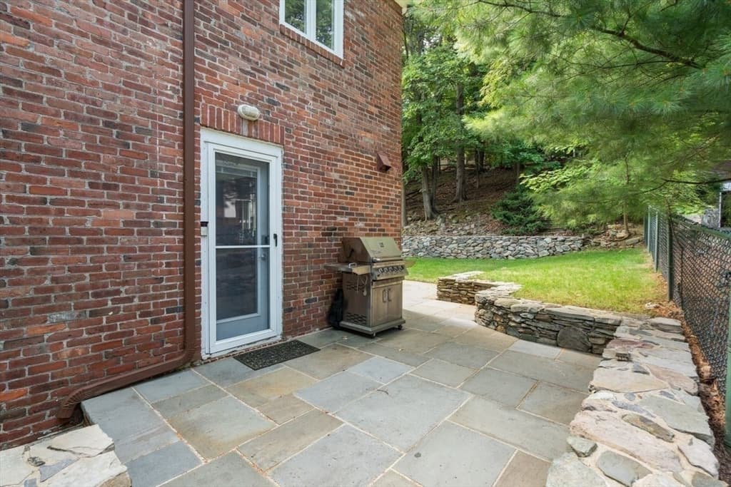 52 Clinton Road, Brookline MA 02445 photo 30