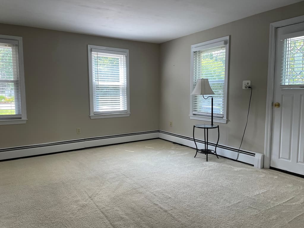31 Stockholm St, Bellingham MA 02019 photo 12